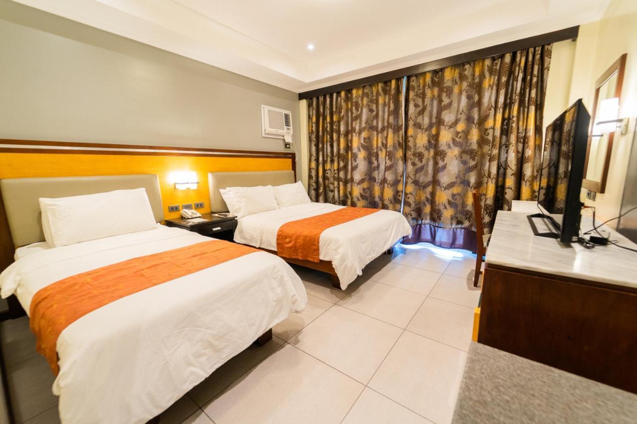 Mo2 Westown Hotel Iloilo Eksteriør bilde