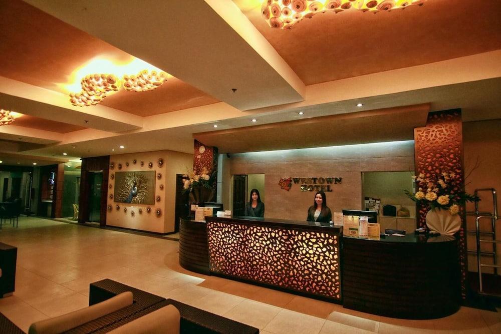 Mo2 Westown Hotel Iloilo Eksteriør bilde