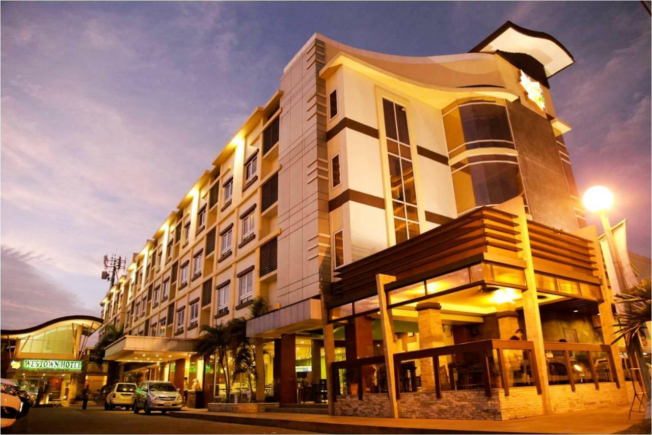 Mo2 Westown Hotel Iloilo Eksteriør bilde