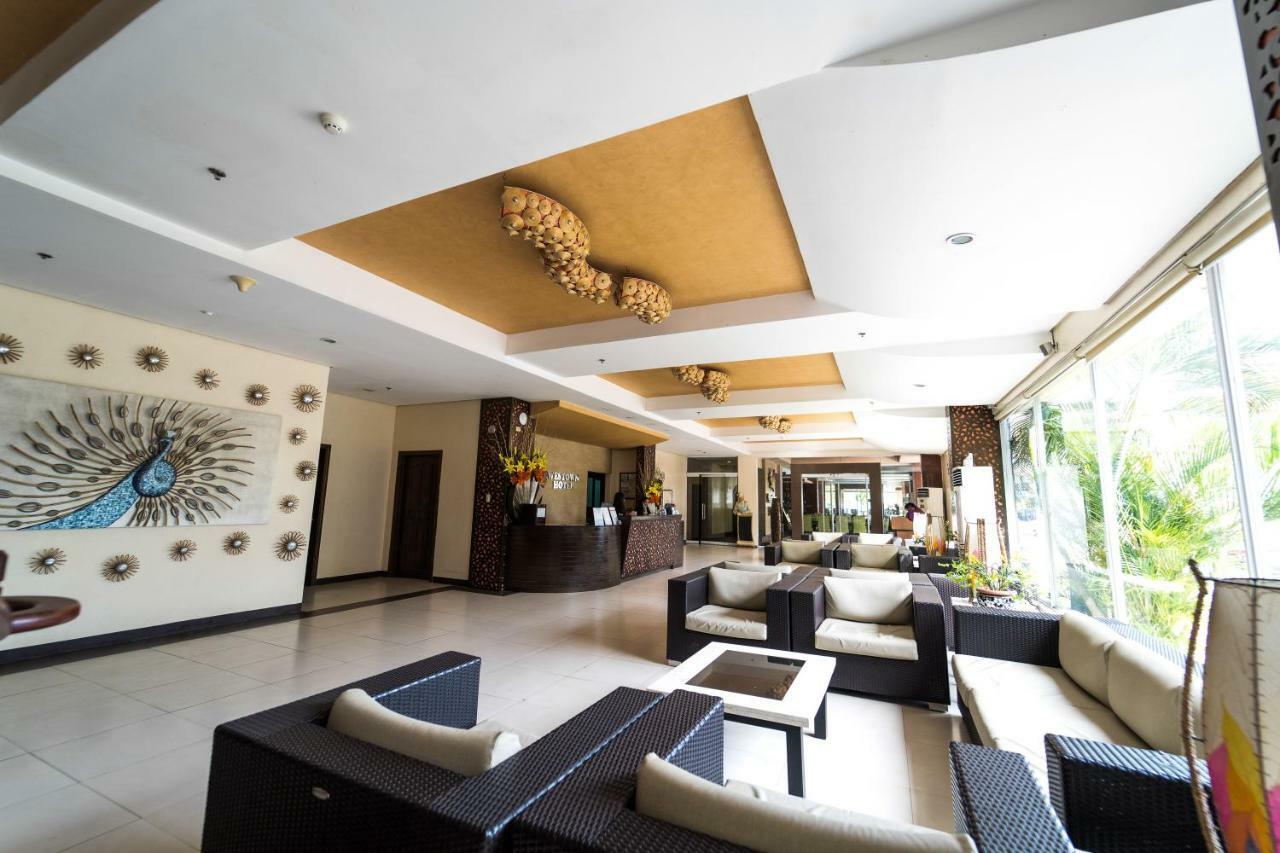 Mo2 Westown Hotel Iloilo Eksteriør bilde